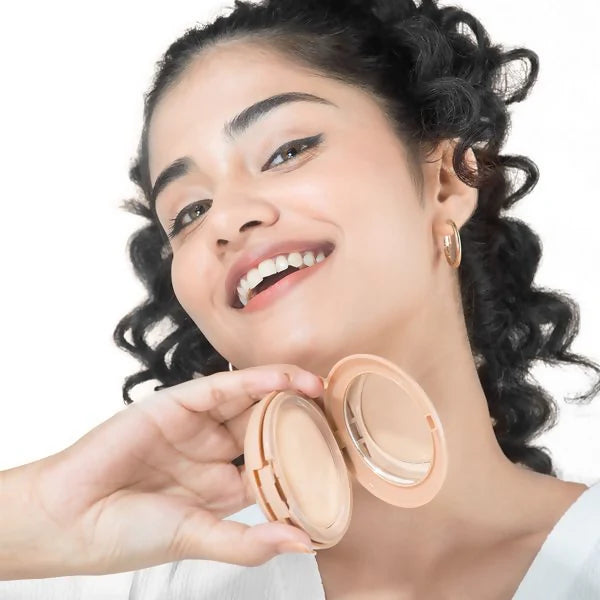 Mamaearth Glow Full Coverage Compact With SPF 30 - Crème Glow