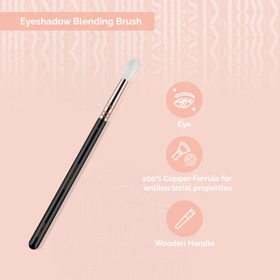Miss Claire M14 - Eyeshadow Blending Brush - Rose Gold - 1 pcs