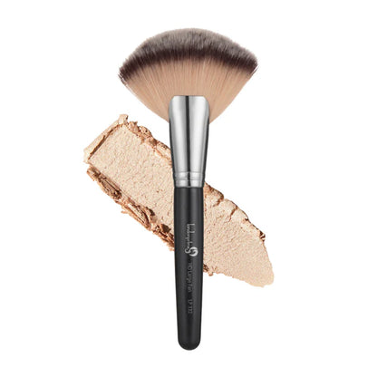 London Prime Hd Large Fan Brush - LP332 ( Formerly London Pride Cosmetics ) - 1 pcs