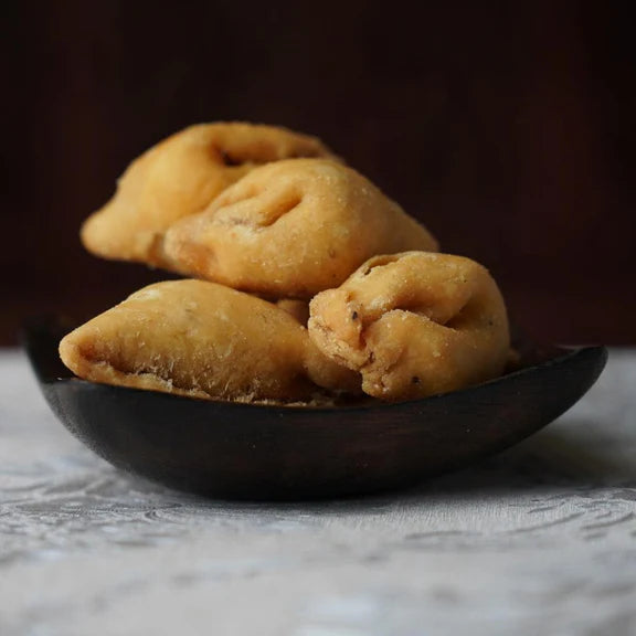 Nathu's Cocktail Samosa
