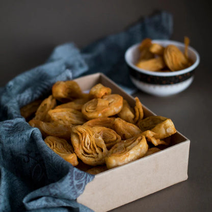 Almond House Khara Khaja - 200 gm