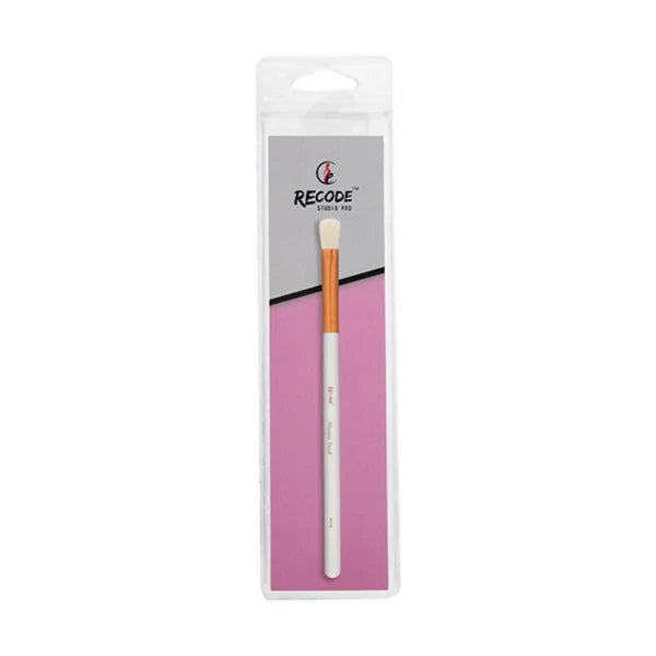 Recode Eyeshadow Smudge & Blending Brush - RS 104