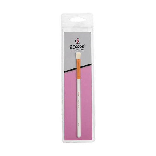 Recode Eyeshadow Smudge & Blending Brush - RS 104