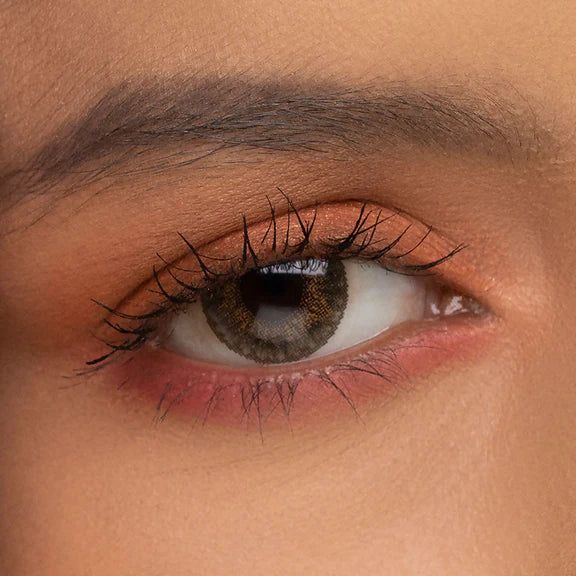 Kay Beauty By Katrina Kaif Eyeshadow Palette - Pure Bloom - 10 gm
