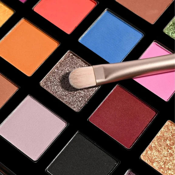 Milagro Beauty Cut Crease Brush 68 - 1 pc