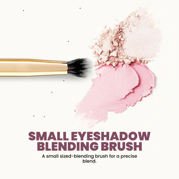 MARS Cosmetics Artist's Arsenal Small Eyeshadow Blending Brush - 0.5 gm