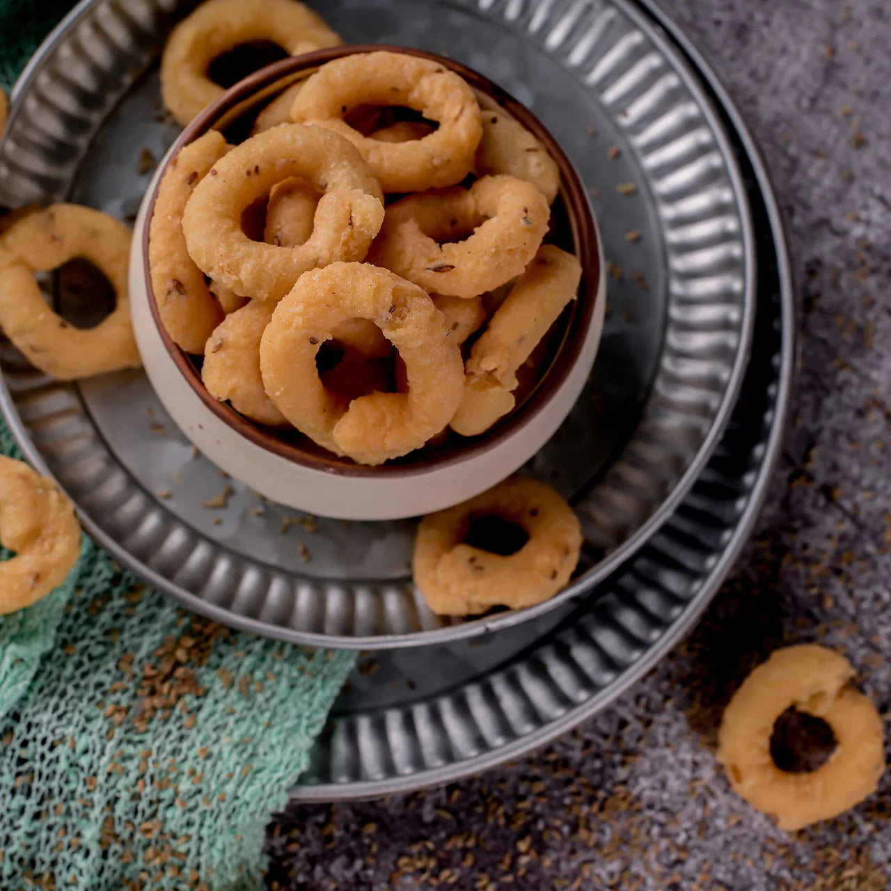 Vellanki Foods Chegodi Small | South Indian Snacks | Chinna Chekodilu / Chegodi | Ring Murukku