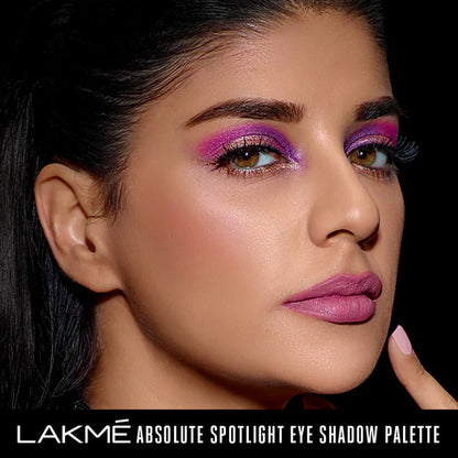 Lakme Glitterati Chroma Chic Eye Shadow Palette - Smokin Glam - 12 gm