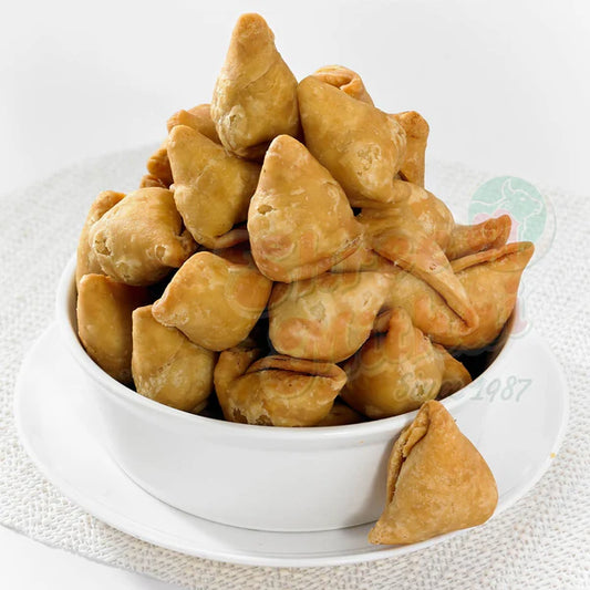 Shree Mithai Dry Samosa - 250 gm