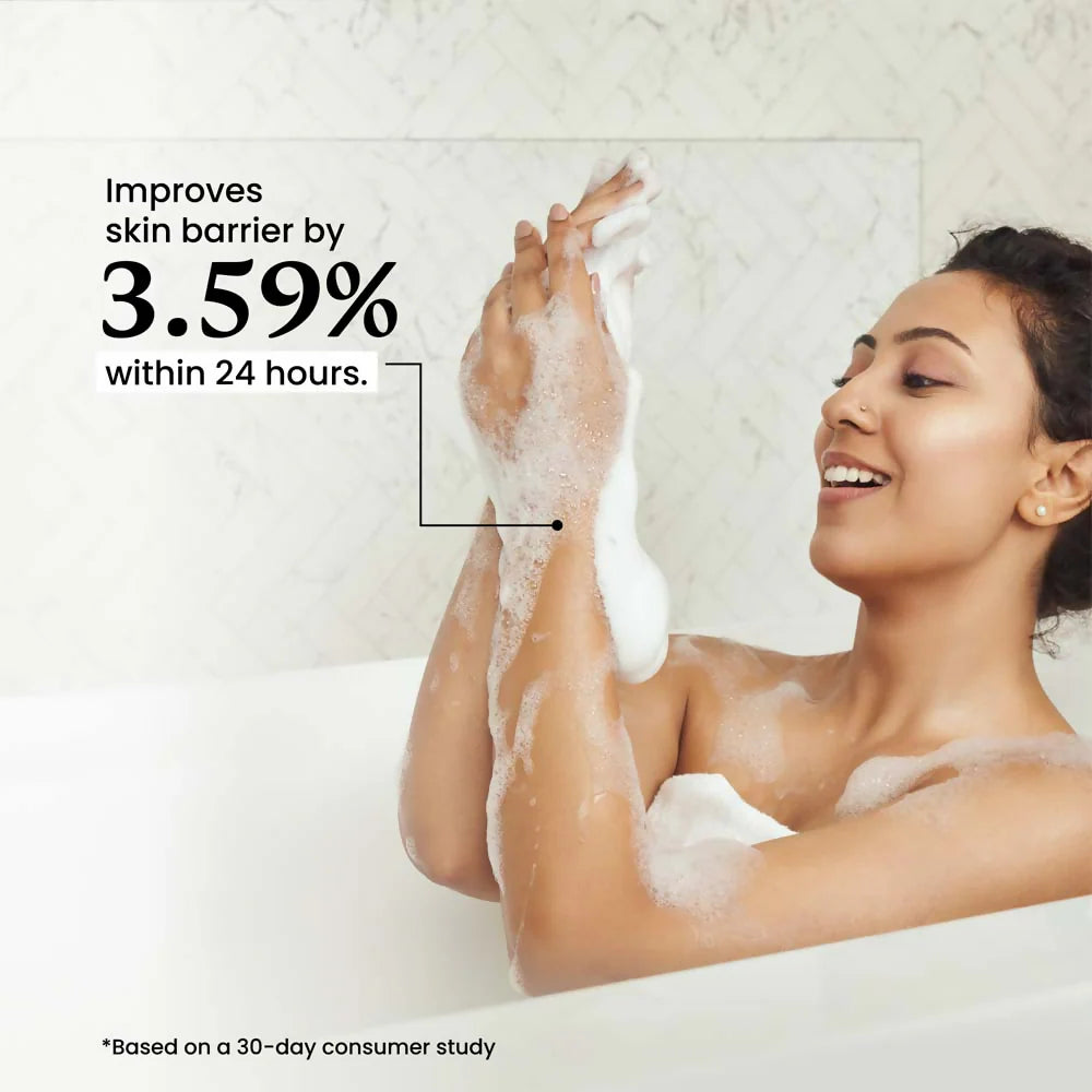 Foxtale Hydrating Body Wash With Hyaluronic Acid & Ceramides Locks In Moisture Reduces Body Odour - 250 ml