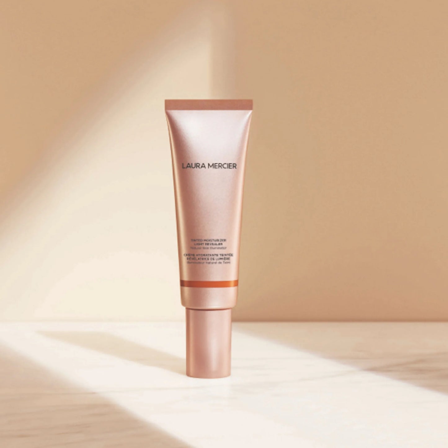 Laura Mercier Tinted Moisturiser Light Revealer Natural Skin Illuminator Spf 25 - 5W1 Tan - 50 ml