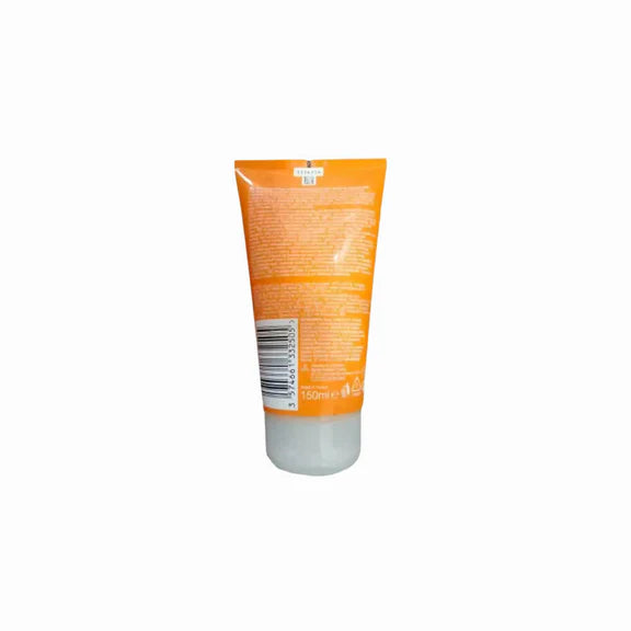 Neutrogena Clear & Defend Facial Scrub - 150 ml