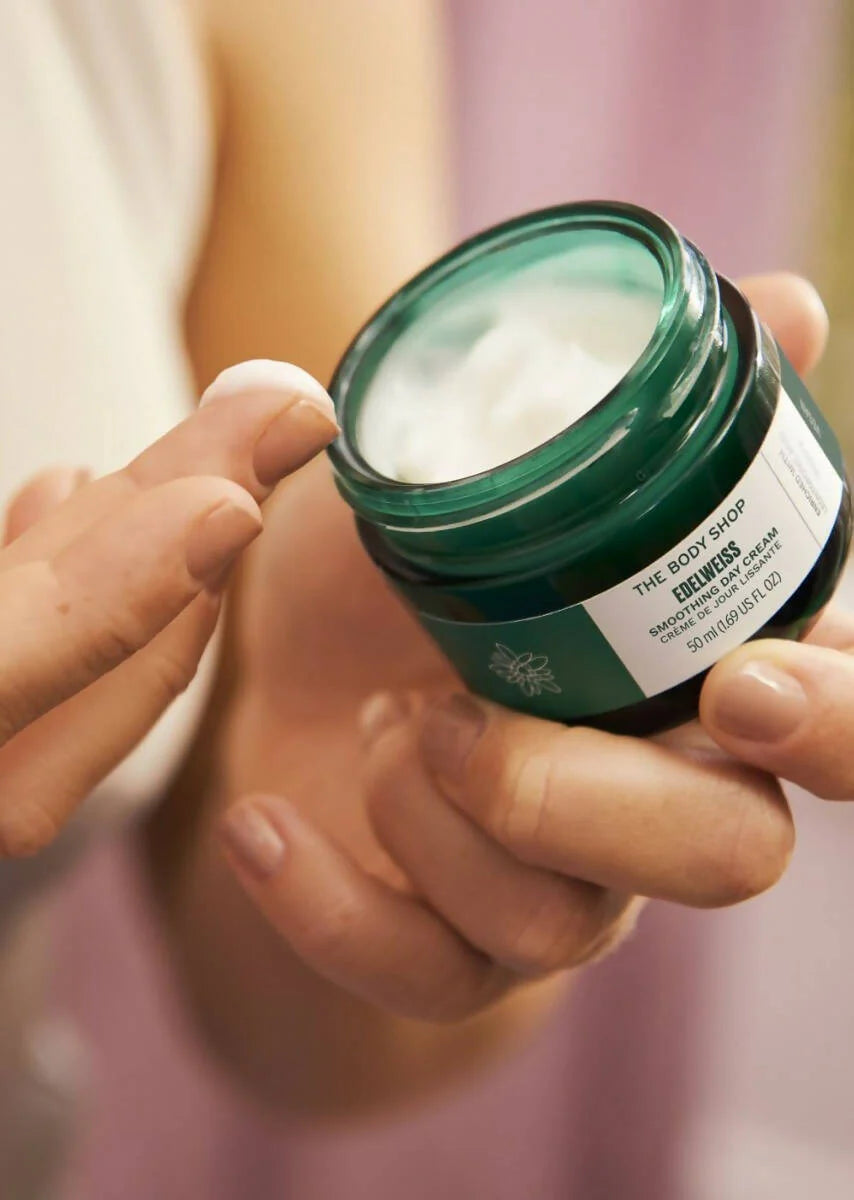 The Body Shop Edelweiss Smoothing Day Cream -